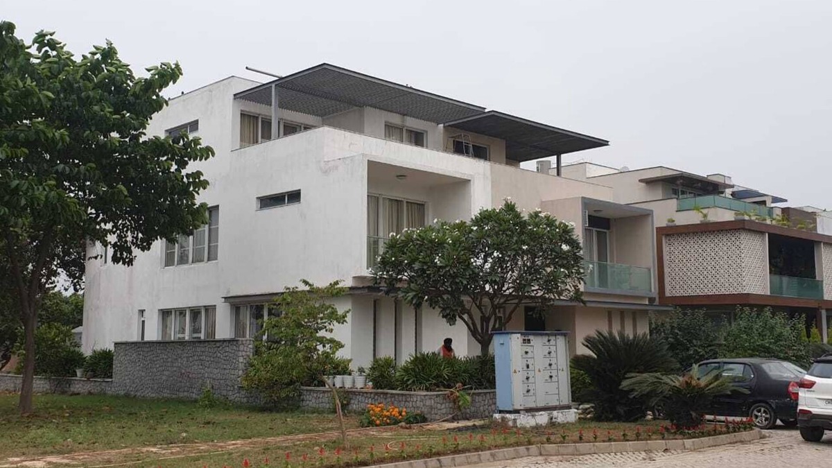 Ludhiana Villa | Luxurious 4 Bhk Villa near Lake shore