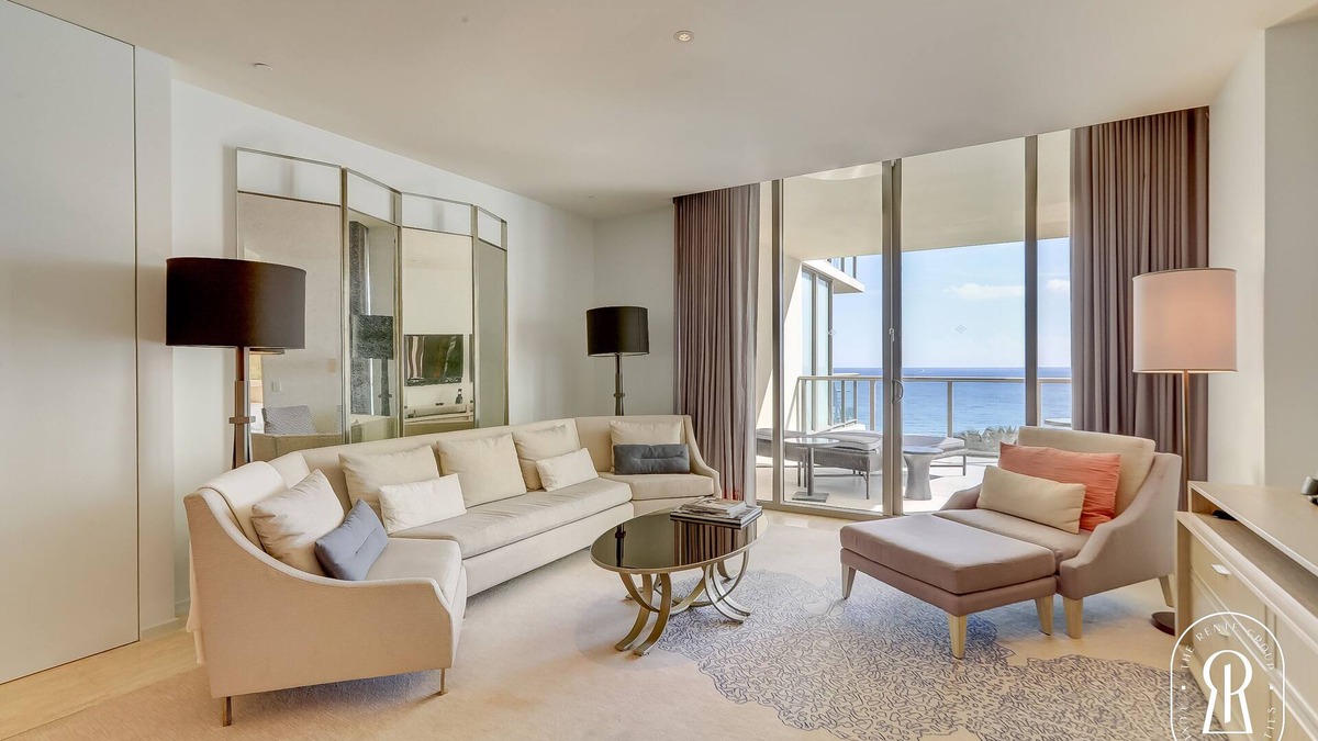 Bal Harbour Condo | Luxurious 5 Star Beachfront Paradise 2 Balconies