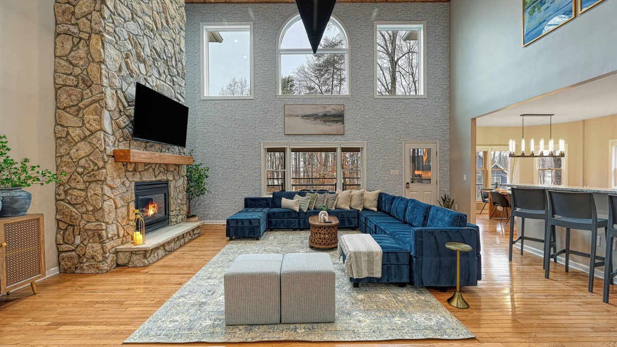 Bumpass House | Luxurious 8-Bed Lakefront Retreat with Private Beach, Hot Tub & Sauna!
