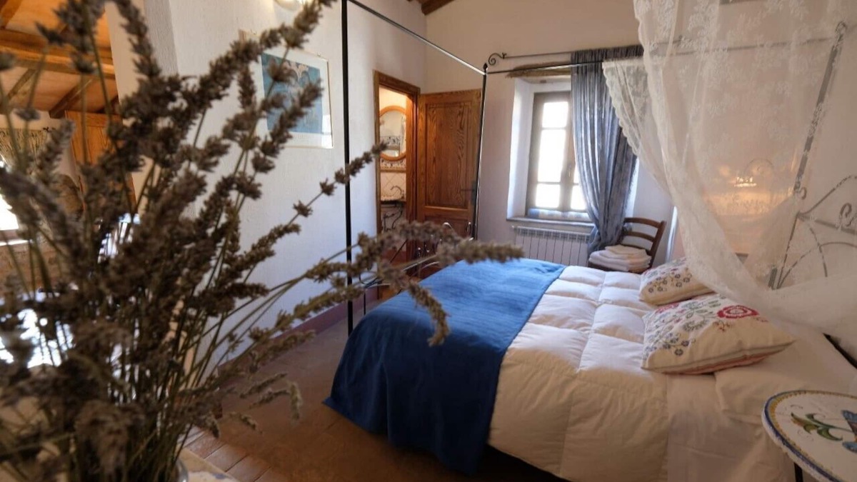 Castiglione d'Orcia House | Luxurious Agriturismo Agriturismo Terme Bagni San Filippo Val d'Orcia.