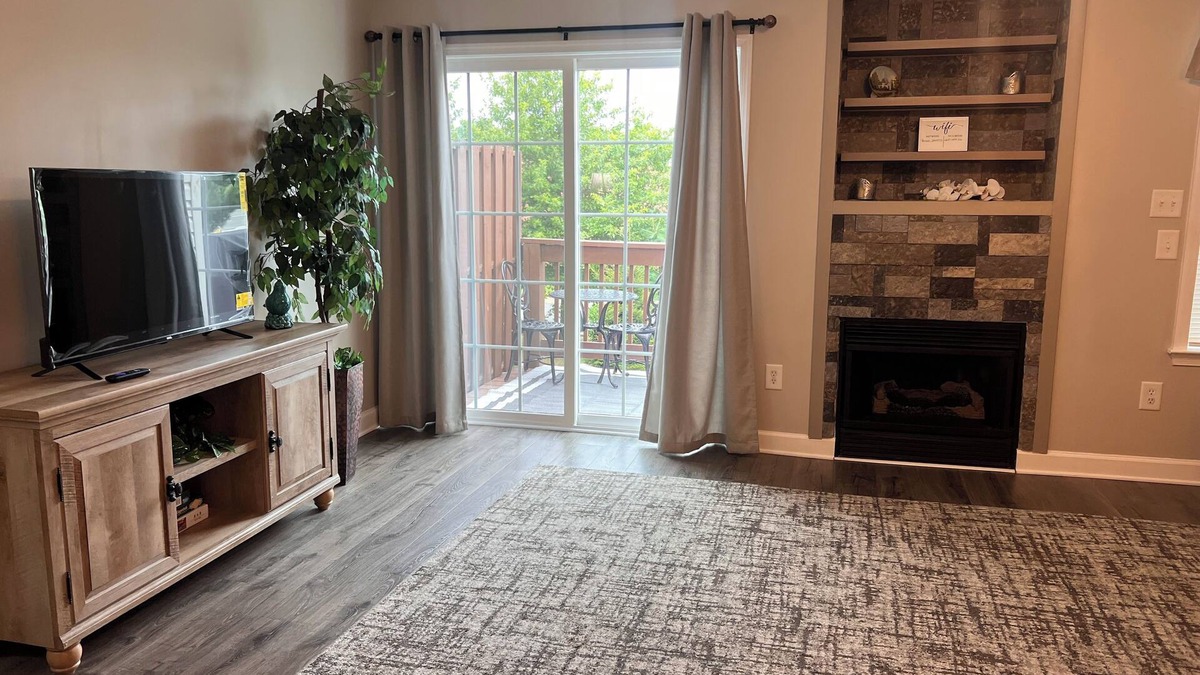 Middletown House | Luxurious and spacious townhome with all necessary amenities awaits your stay.