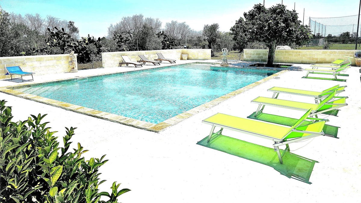Cavallino House | Luxurious Apartment 'Villa Mariangela' with Shared Pool, Wi-Fi and Air Conditioning
