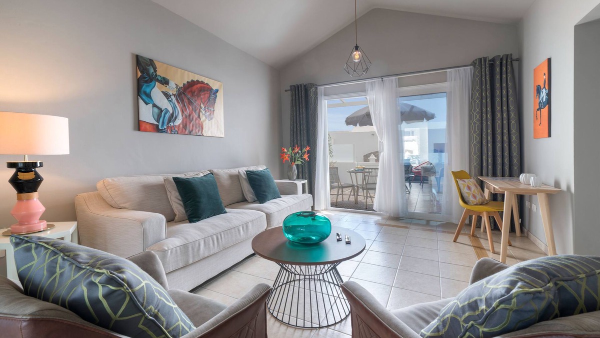 Charco del Palo House | Luxurious B2 in a small complex with communal heated pool 100m from the sea