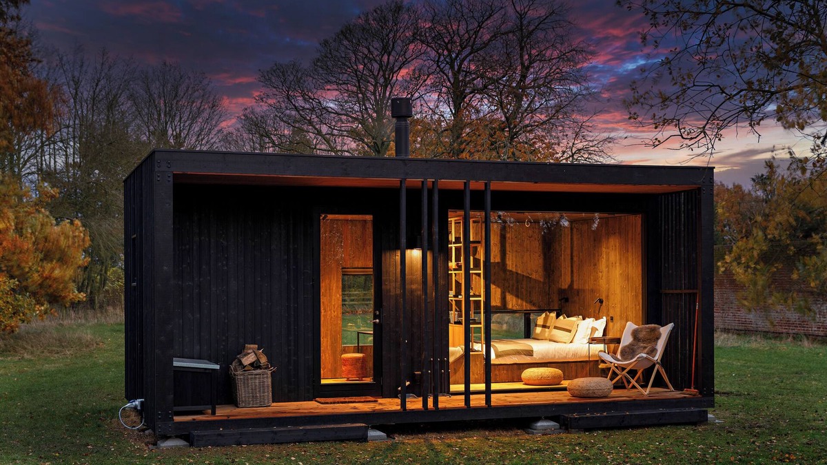 Fakenham Cabin | Luxurious Cabin at Thursford Castle, immersed in North Norfolk countryside.