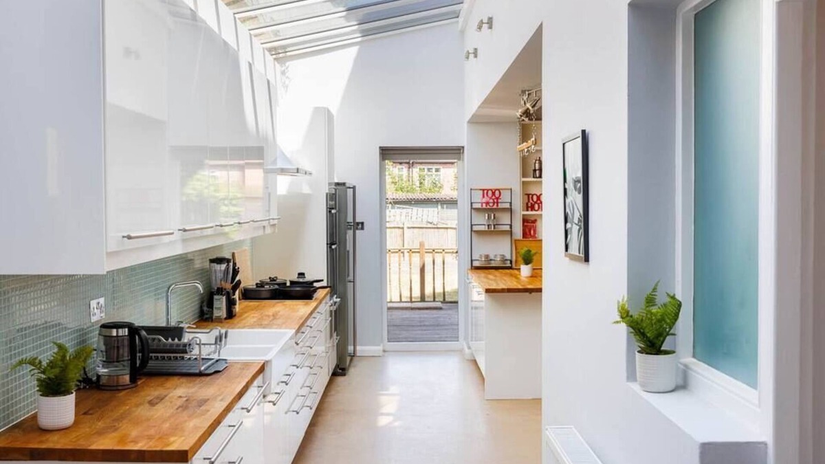 South Acton House | Luxurious & Comfy ~ Garden ~ Pool Table ~ Parking!