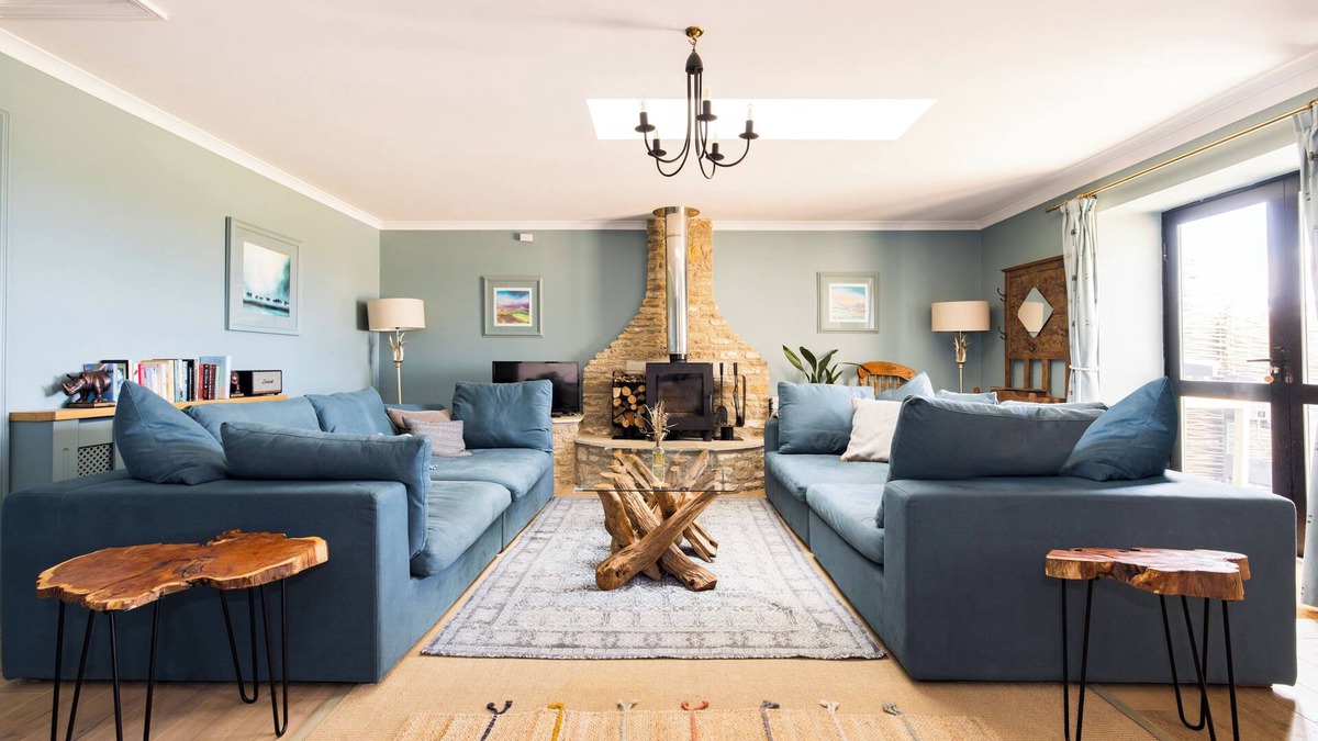 Frome House | Luxurious Complex: 2 barns together edge of Frome