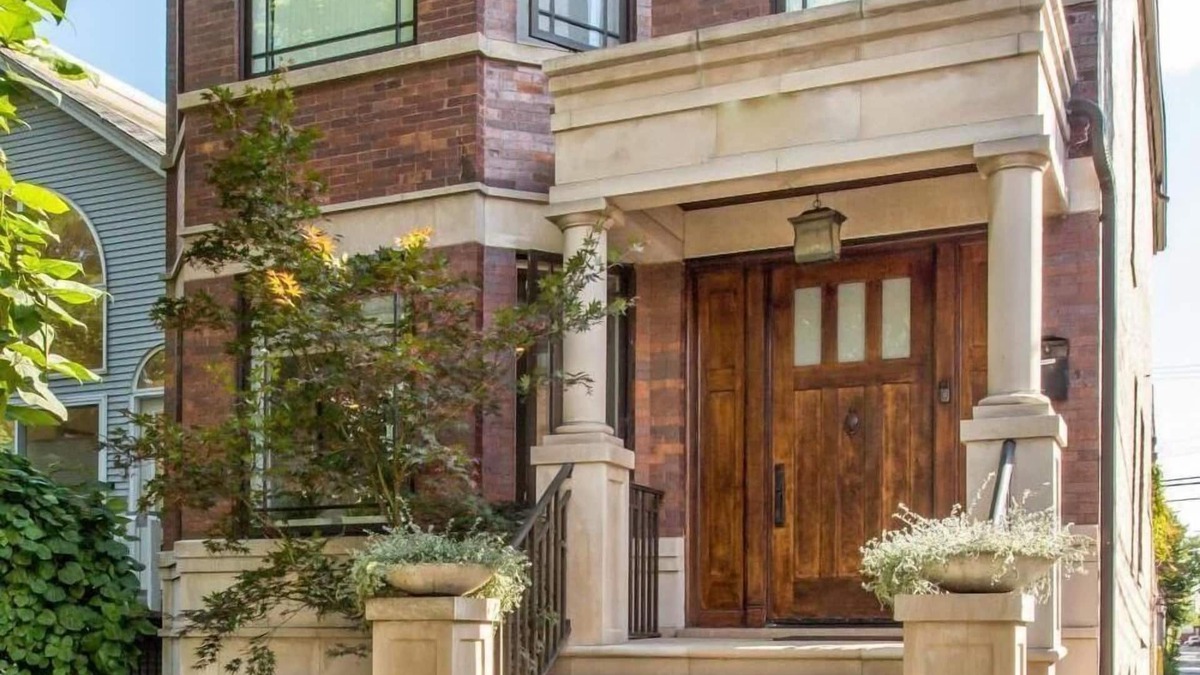Lakeview House | Luxurious Four-Level Home with Personal Touches Everywhere