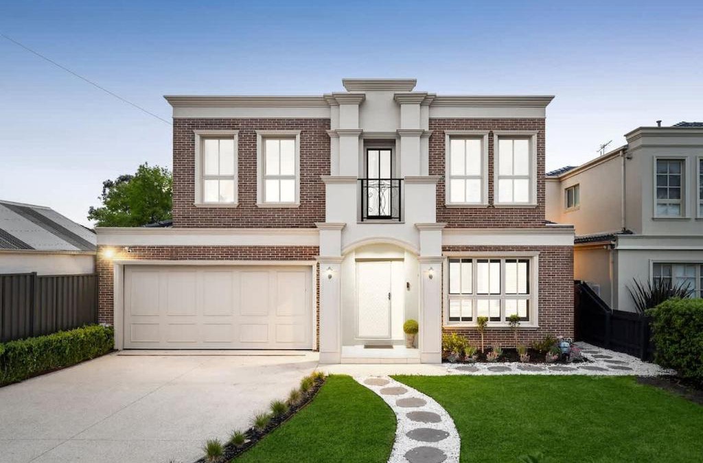 Templestowe Lower House | Luxurious Georgian Style Family Home with Cinema