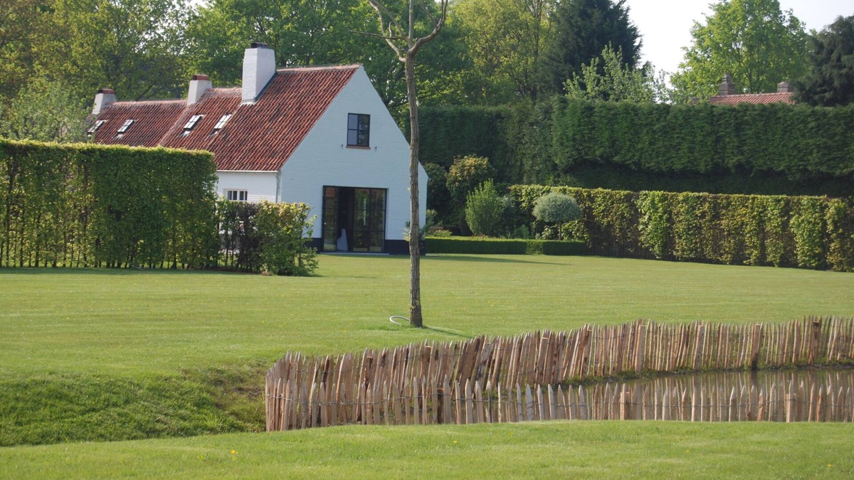 Sint-Kruis Cottage | Luxurious holidayhome PIJPEWEG71 with outdoor swimming pool near Bruges & Knokke
