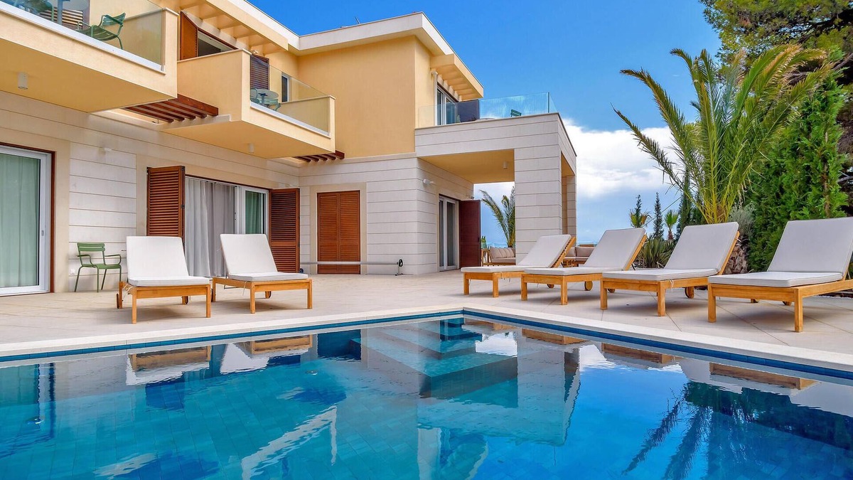 Hvar House | Luxurious home in Hvar