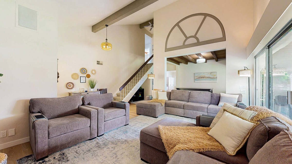 Mission Viejo House | Luxurious home w/private pool, spa, grill & foosball - A/C , free WiFi - dogs ok