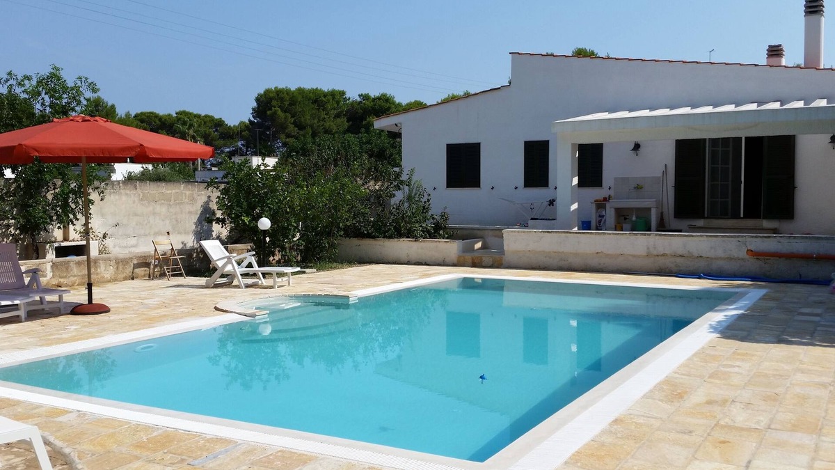 San Pietro in Bevagna House | Luxurious holiday house with garden and pool, 800 meters from the sandy beach