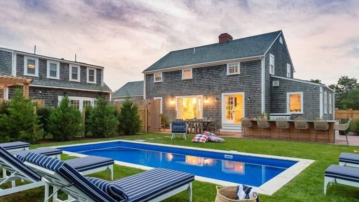 Nantucket House | Luxurious Nantucket Getaway | Heated Pool