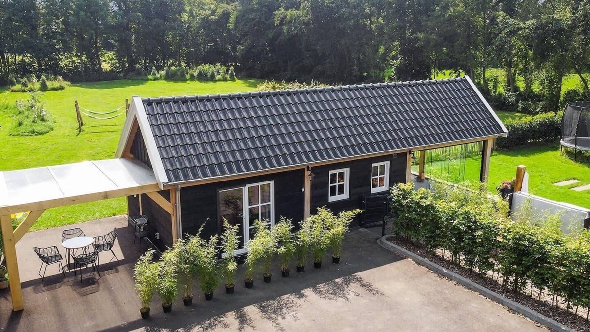 Triemen House | Luxurious nature stay in Friesland with jacuzzi