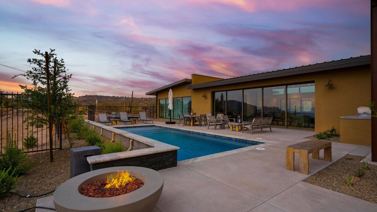 Fort McDowell House | Luxurious Oasis Facing the Desert National Forest