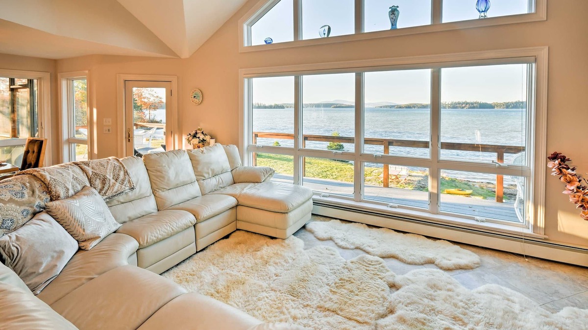 East Sullivan House | Luxurious Oceanfront Flanders Bay Home w/Kayaks!