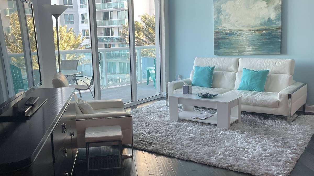 Kingston Condo | Luxurious Oceanfront Condo- Stunning Views & World-Class Amenities-30 days min.