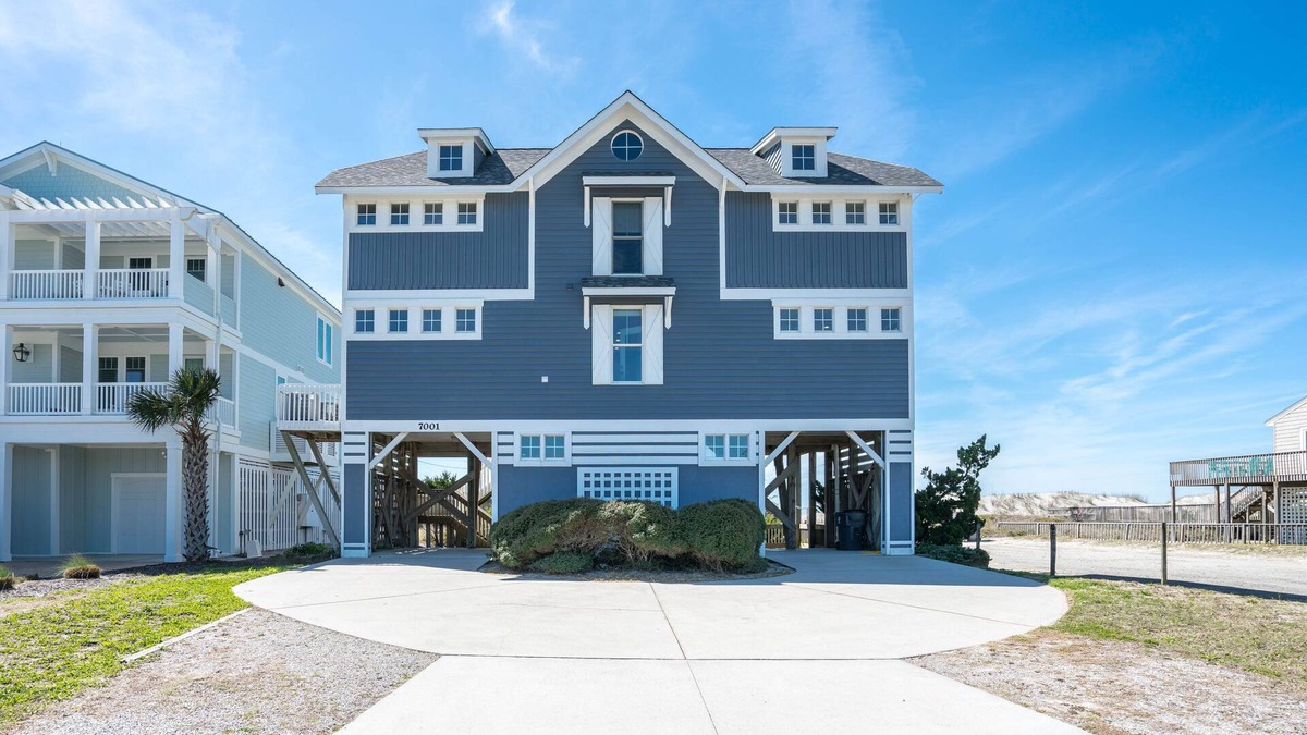 Tranquil Harbour House | Luxurious oceanfront located in OKI's Paradise Shores - Blue Bayou