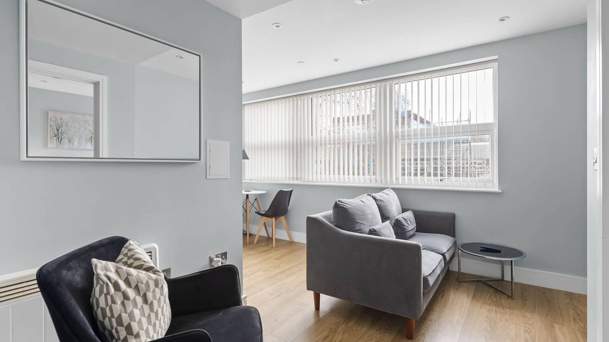 Chelmsford Apartment | Luxurious One Bedroom Apartment in Bond Street