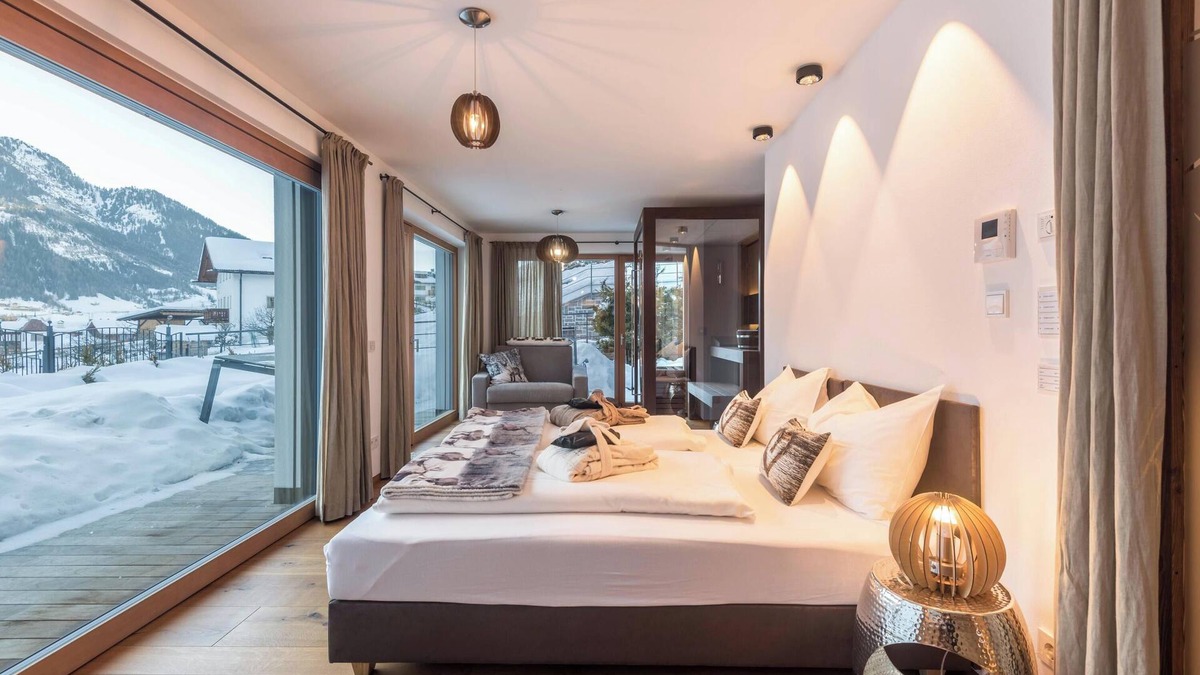 Ortisei Ski Chalet | Luxurious Paruda Mountainchalet with Mountain View, Wi-Fi