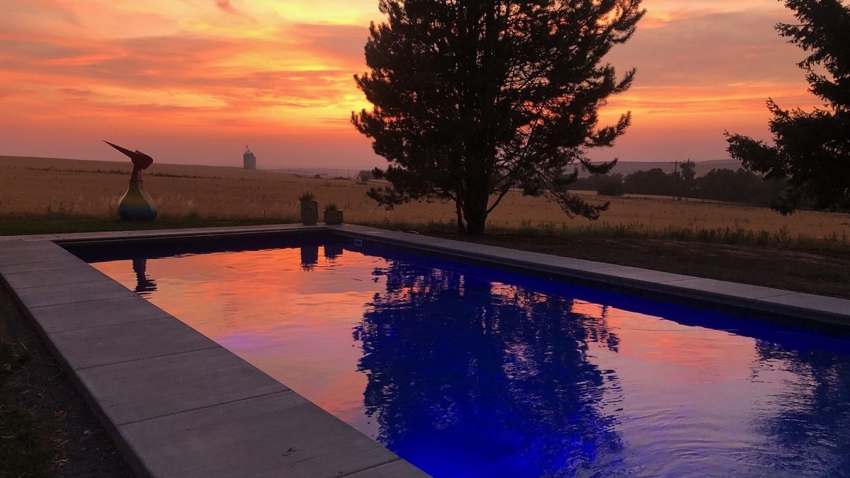 Waitsburg House | Luxurious, private country estate - 5 min. from downtown, wineries & outdoor rec