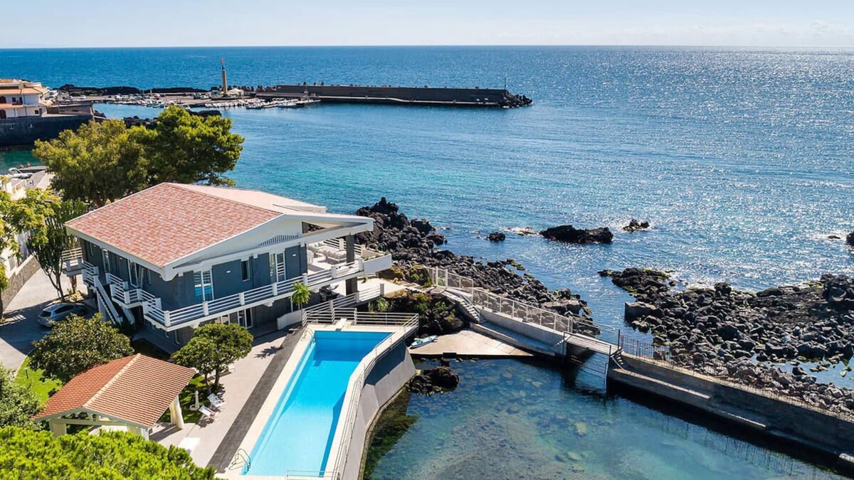 Scillichenti Villa | Luxurious sea front villa with private pool