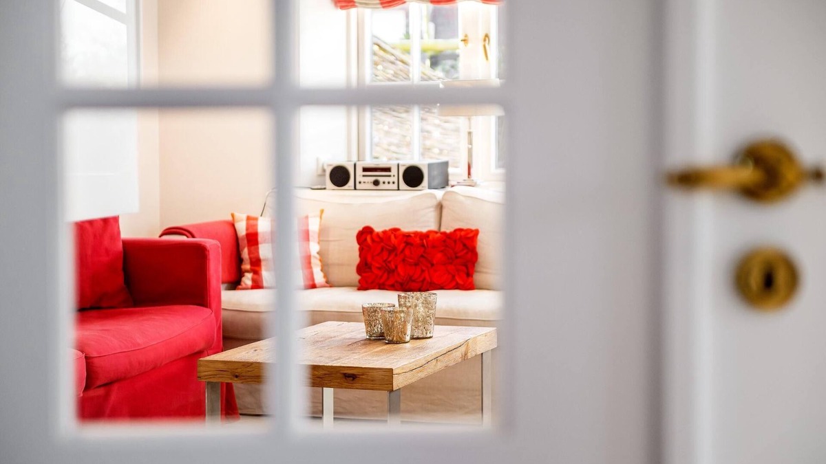 Großmorsum House | Luxurious semi-detached house with spacious garden! The modern furnishings and the