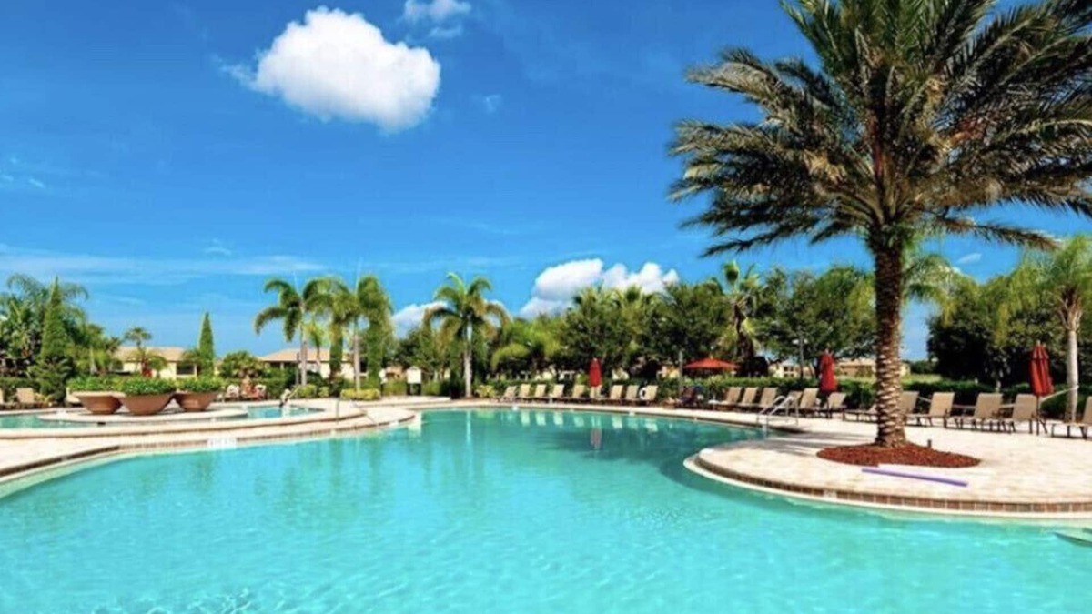 Bradenton Condo | Luxurious Stylish 2 Bedroom 2 Bathroom condo with spectacular views.