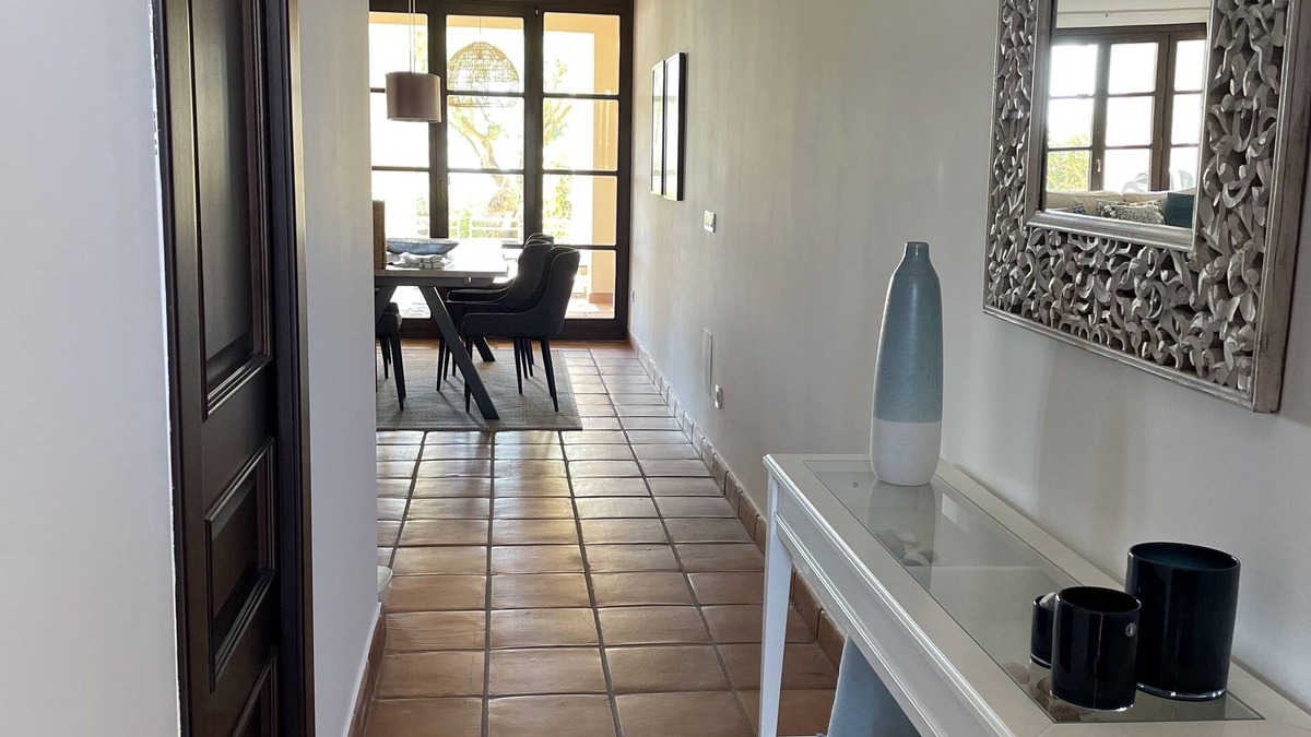 San Roque House | Luxurious terraced house 2 minutes from La Reserva golf club