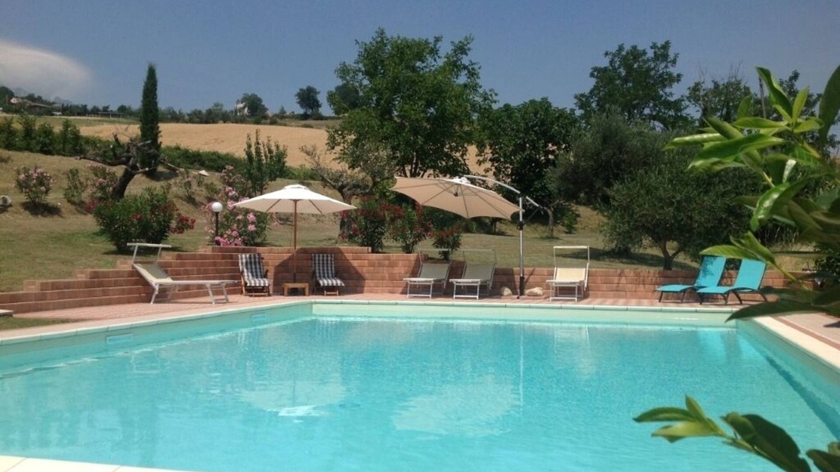 Villa Celiera Apartment | Luxurious vacation apartment with pool in the Gran Sasso National Park