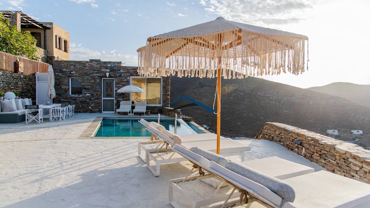 Korissia Villa | Luxurious Villa Luna with a swimming pool and a fantastic sea and sunset view