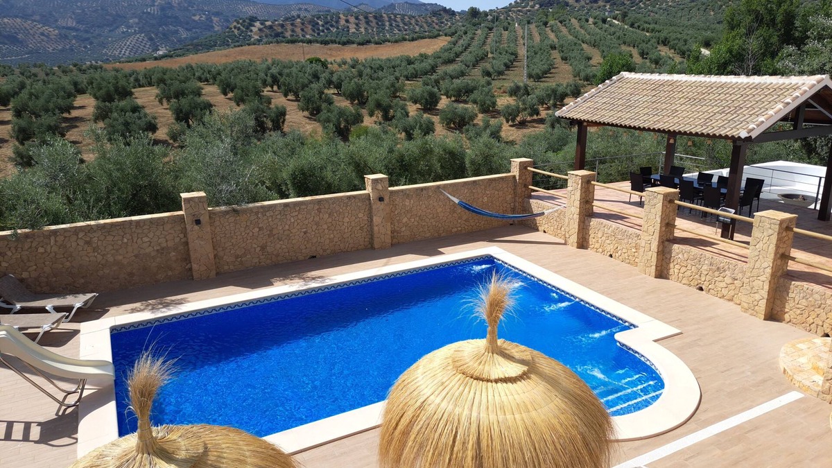 Priego de Cordoba Villa | Luxurious villa nestled amongst olive groves with stunning mountain views.