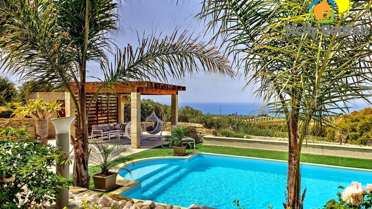 Ribera Villa | Luxurious villa with swimming pool
