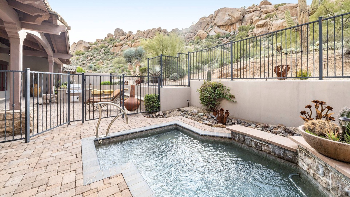 The Rocks Villa | Luxurious villa with resort amenities, private plunge pool & mountain view
