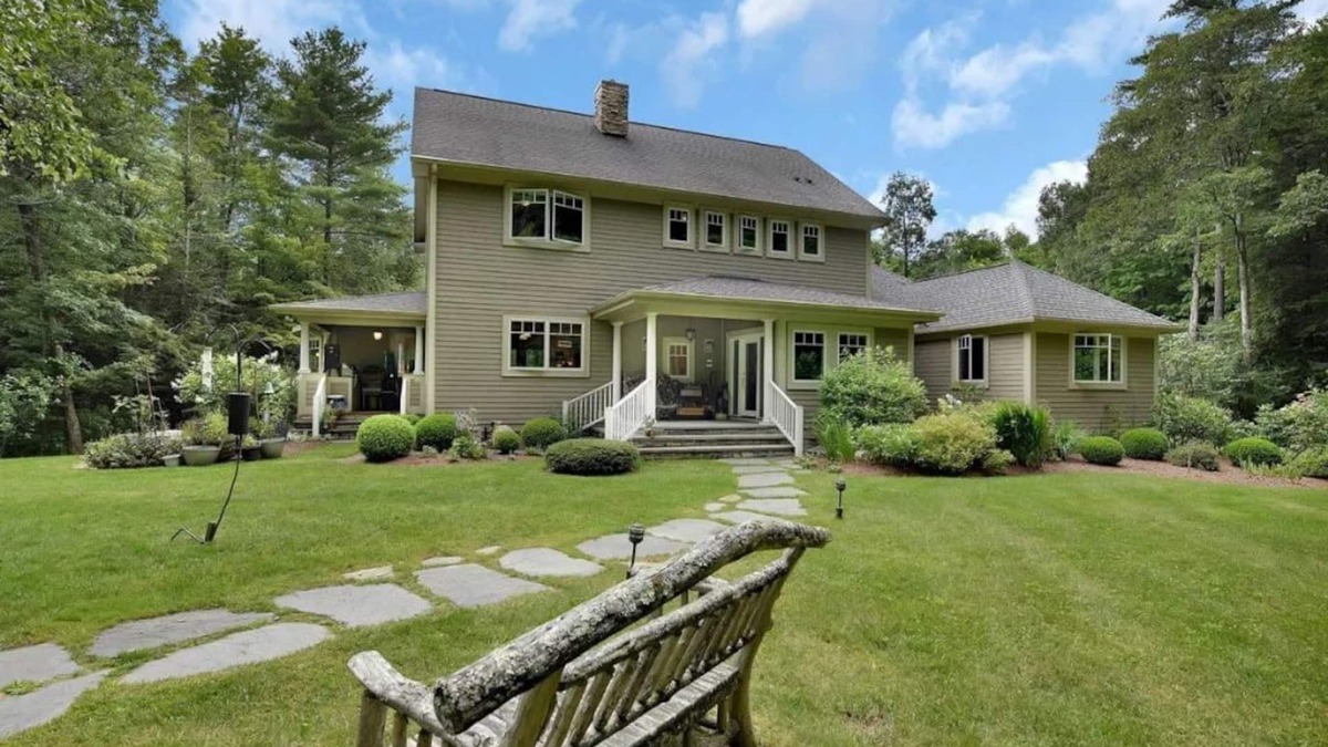 Great Barrington House | Luxuriously Comfortable Country Home