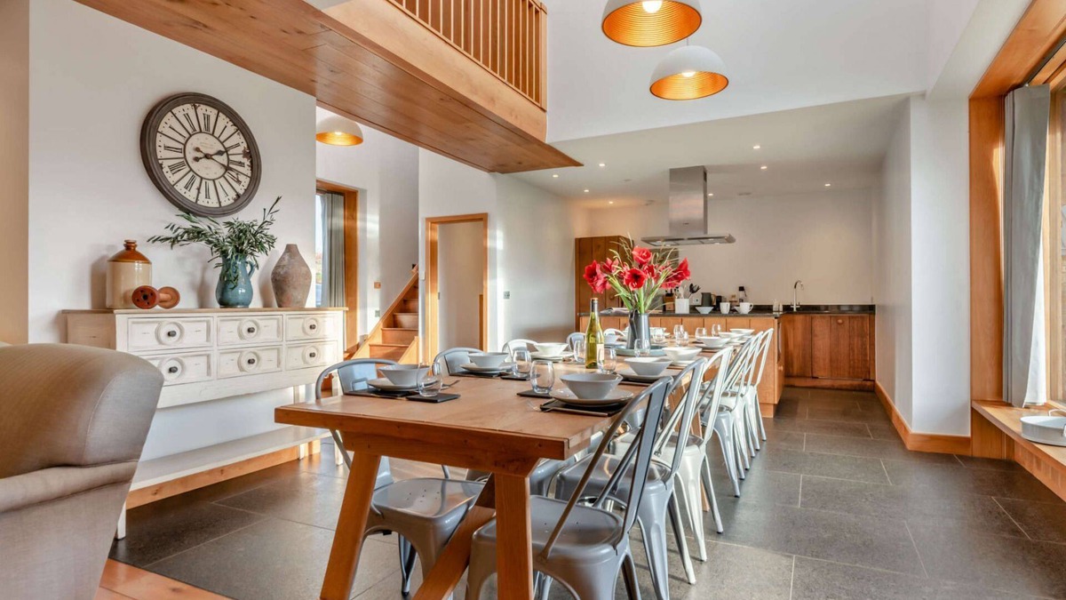 Great Tew Cottage | Luxuriously presented holiday cottage in the Cotswolds - Yew Barn & The Cottage