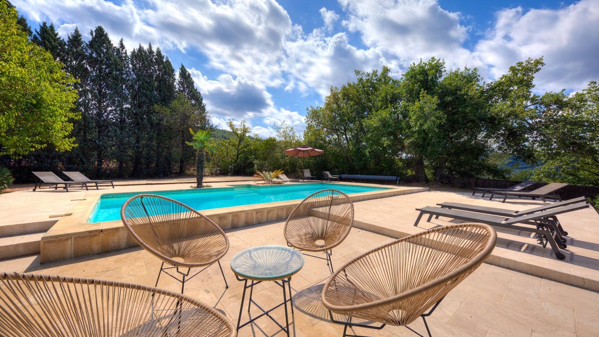 Salernes House | Luxuriously renovated Provencal farmhouse