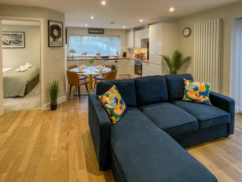 Arbury House | Luxury 1 bed new-build house near Science & Business parks