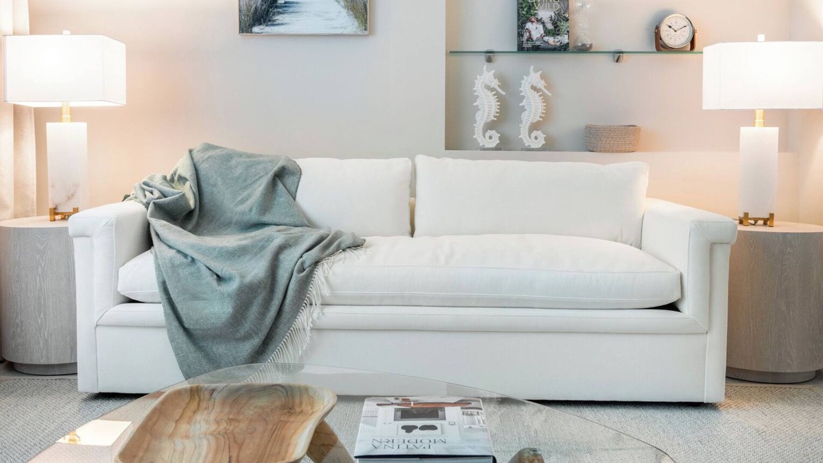 City Center Condo | Luxury 1-bedroom Beachfront condo with WiFi, AC in Sounth Miami Beach