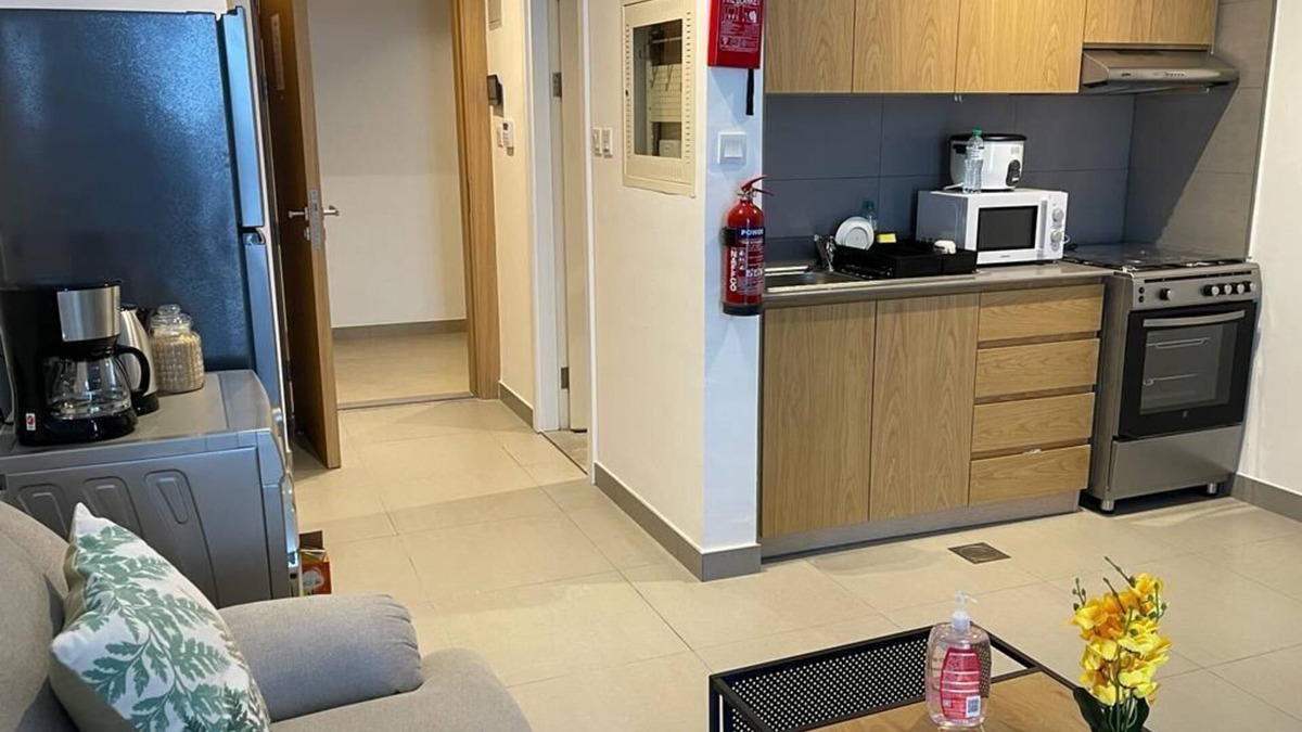 Sharjah House | Luxury 1 BR Studio in Sharjah Dubai - 15 mins from airport