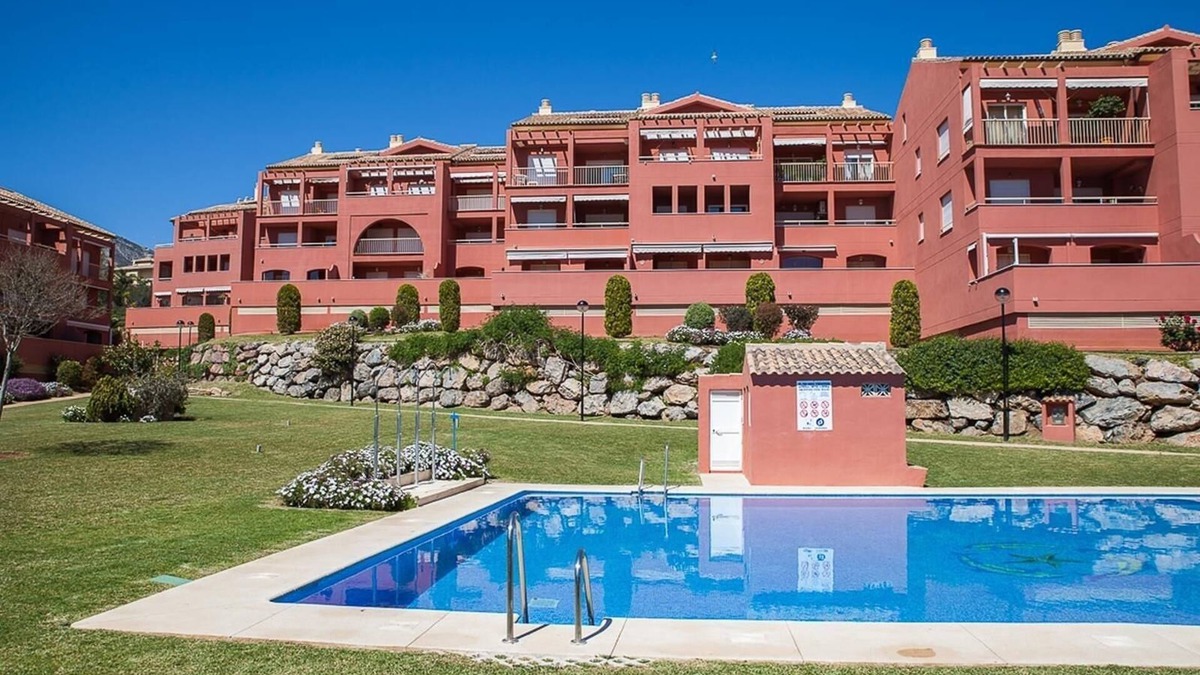 Torrequebrada Apartment | Luxury 100m² Sea View Apartment with Pool, Wi-Fi & Terrace