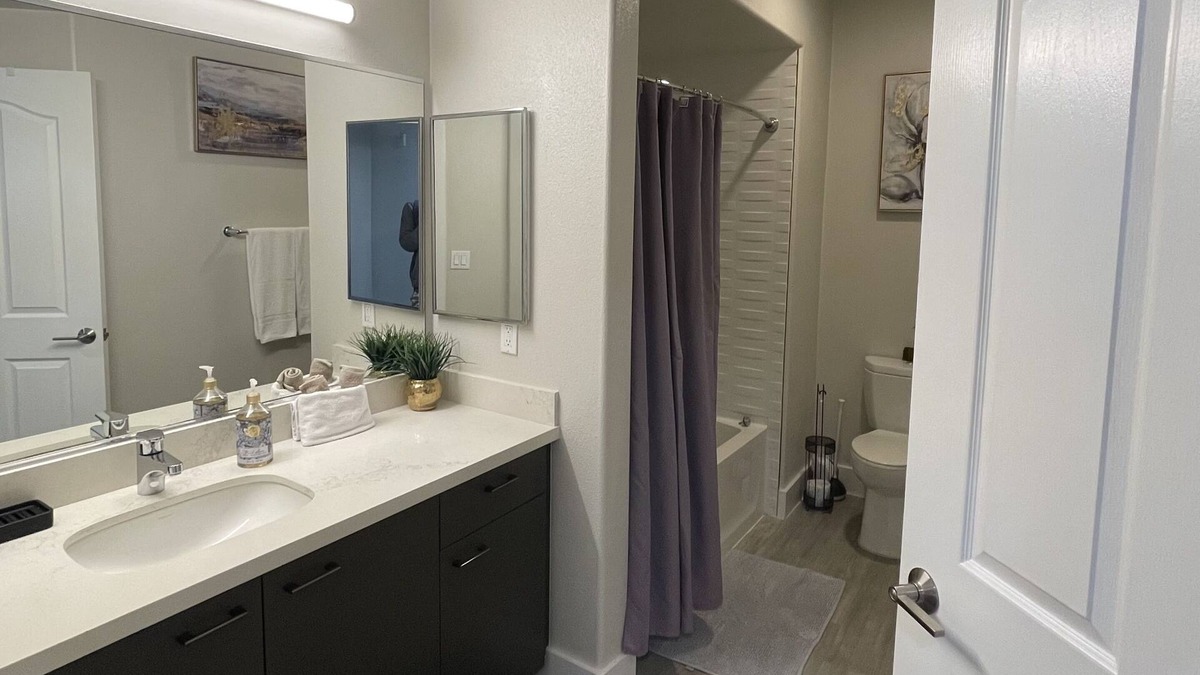 Ladera Heights Condo | Luxury 1Bed The Grove Weho Melrose Beverly Hills