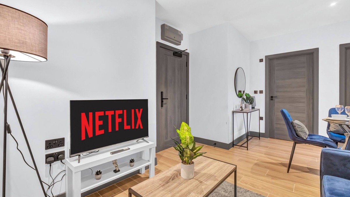 North Finchley Apartment | Luxury 2 Bedroom 1 Bathroom Apartment | 30 Mins Central London