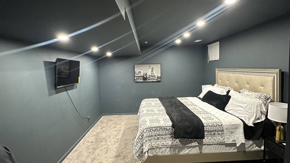 Bowie Apartment | Luxury 2-bedroom basement apartment in Bowie