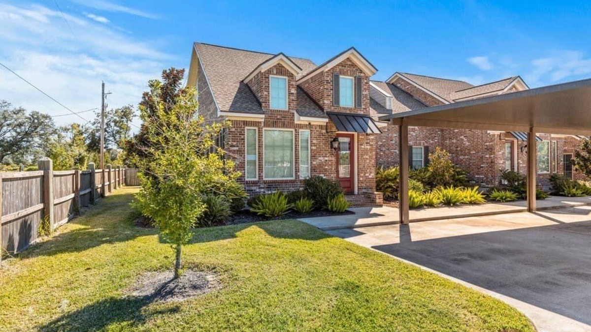 Prien House | Luxury 2 Bedroom townhouse #6