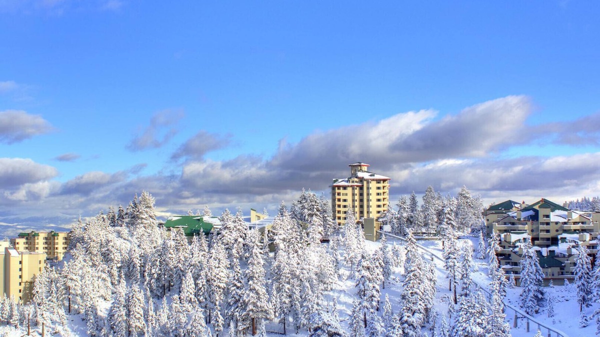Tahoe Village Condo | Luxury 2 BR-Private lift to Heavenly—Discounted! Feb 24-March 2, 2024 ONLY!