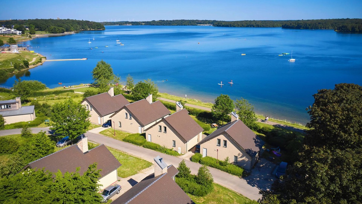Froidchapelle House | Luxury 2-person bungalow in the holiday park Landal Village l'Eau d'Heure