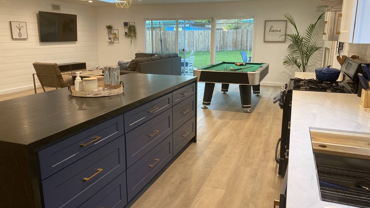 Malibu Canyon House | Luxury 2022 fully remodeled in Calabasas