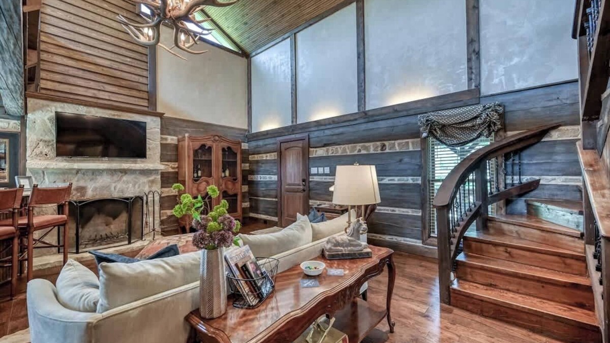 Fredericksburg Cabin | Luxury 23-ac Ranch Casita With Hot tub