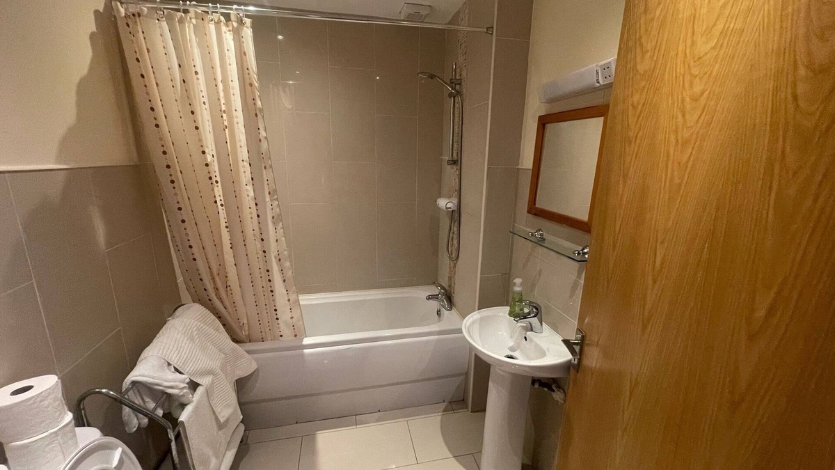 Tullamore House | Luxury 3 Bedrooms on Famous Esker Hills Golf Course